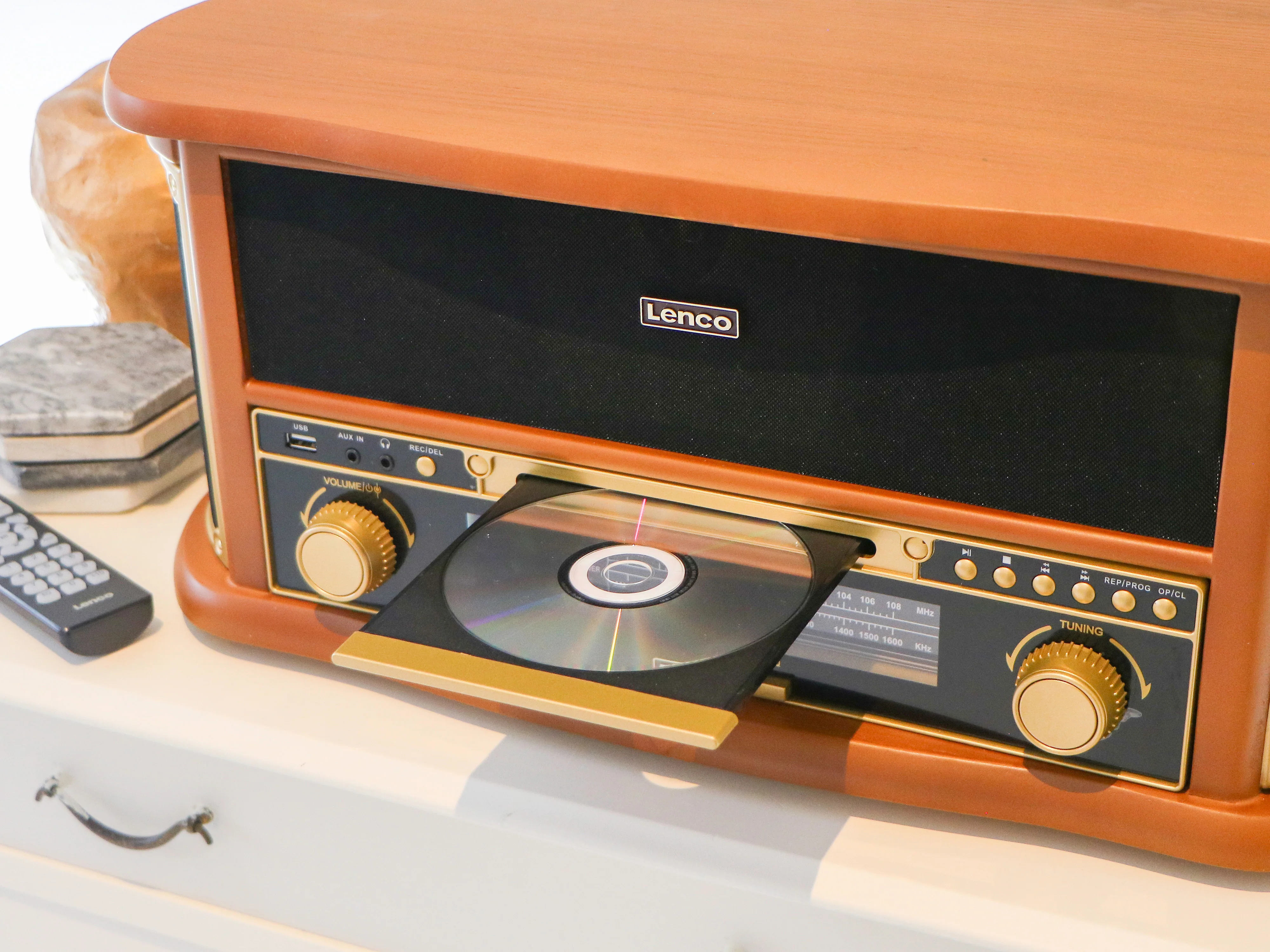 CLASSIC PHONO TCD-2551WD - Houten retro platenspeler met Bluetooth®, AM/FM Radio, USB encoding, CD-speler, Cassettespeler en ingebouwde speakers - Hout - Image 18