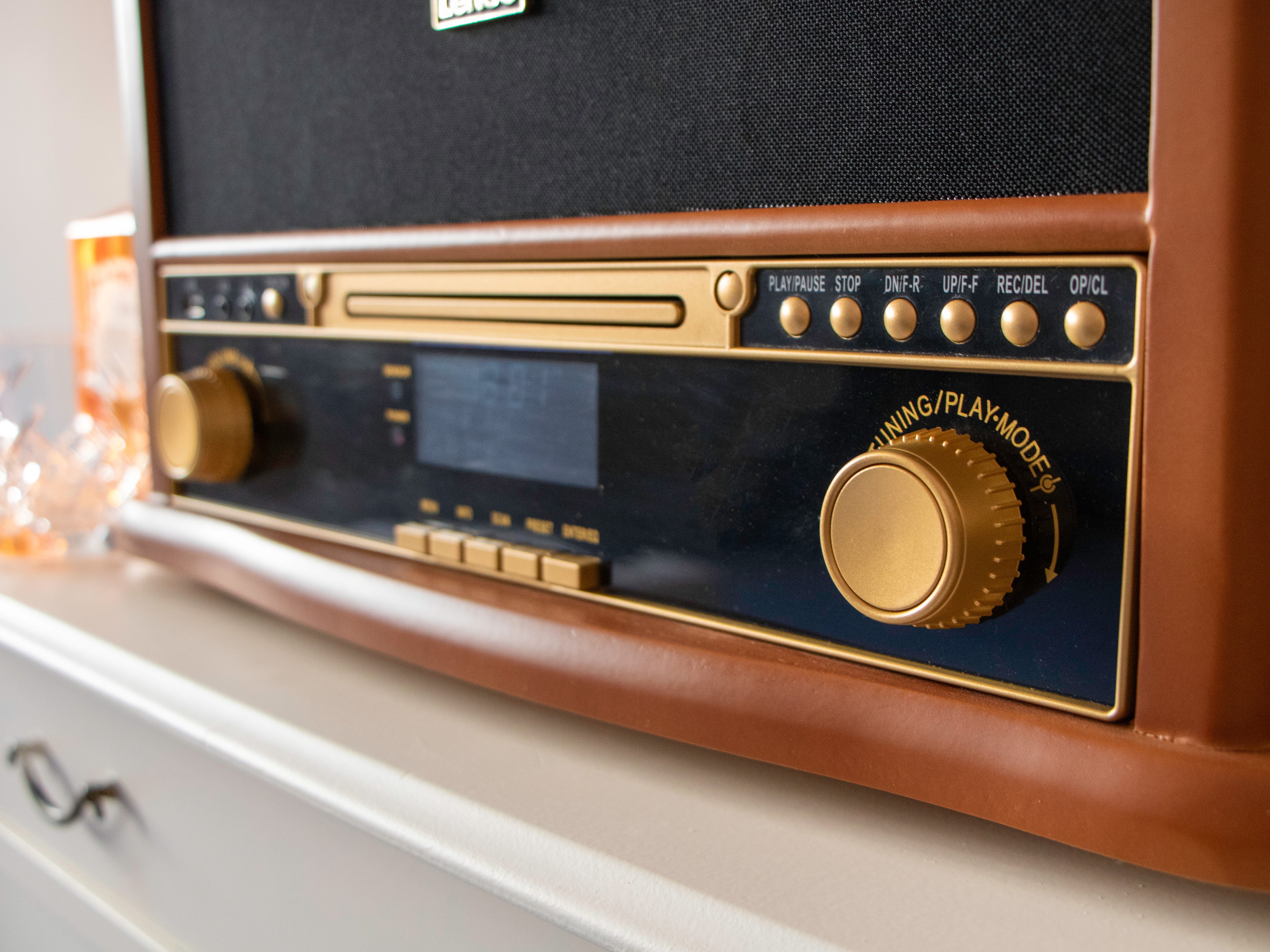 CLASSIC PHONO TCD-2571WD - Houten retro platenspeler met Bluetooth®, DAB+/FM Radio, USB encoding, CD-speler, Cassettespeler en ingebouwde speakers - Hout - Image 16