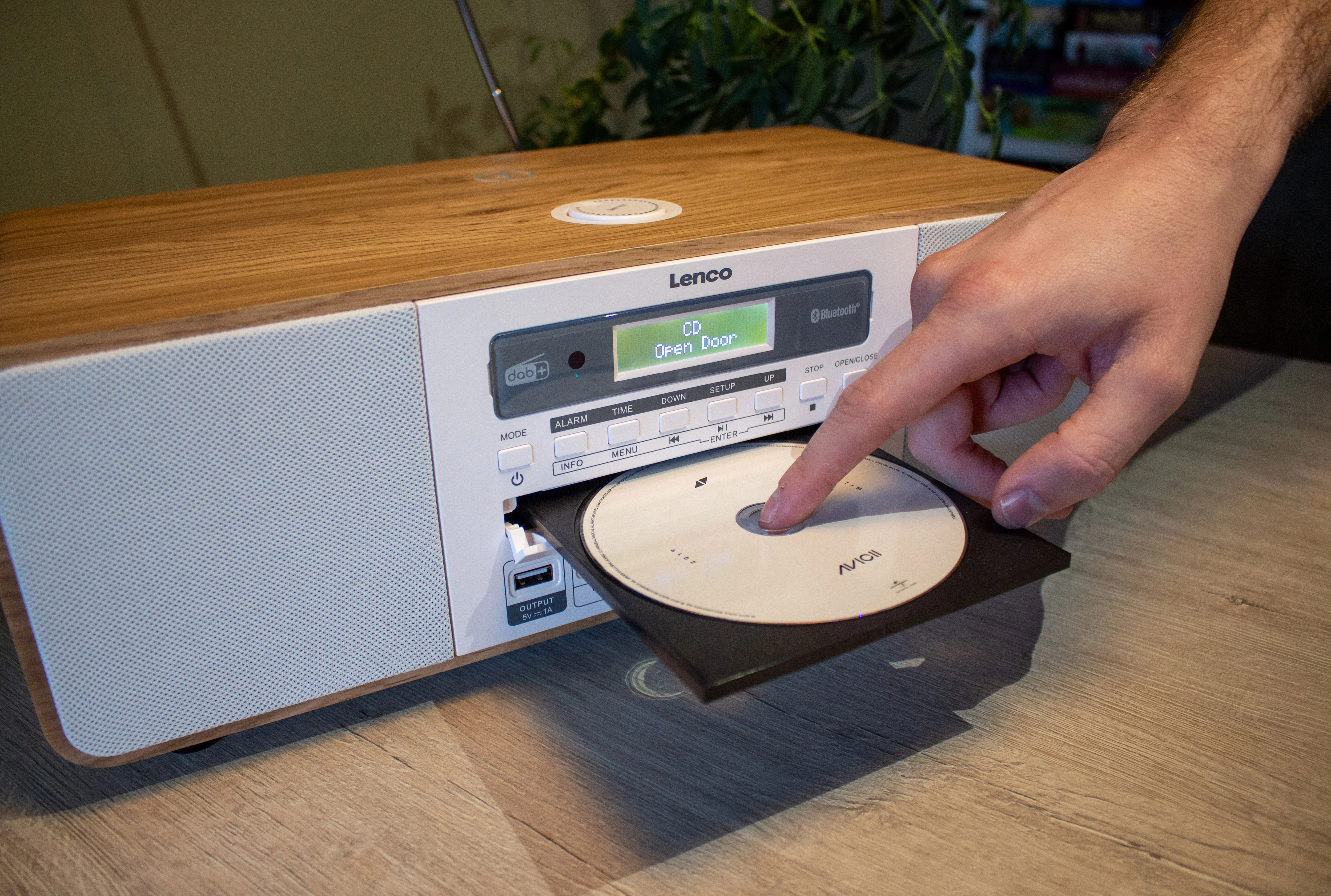 LENCO DAR-251WDWH - Stereo DAB+/FM radio, CD, USB, Bluetooth®, QI en afstandsbediening - Hout/Wit - Image 10