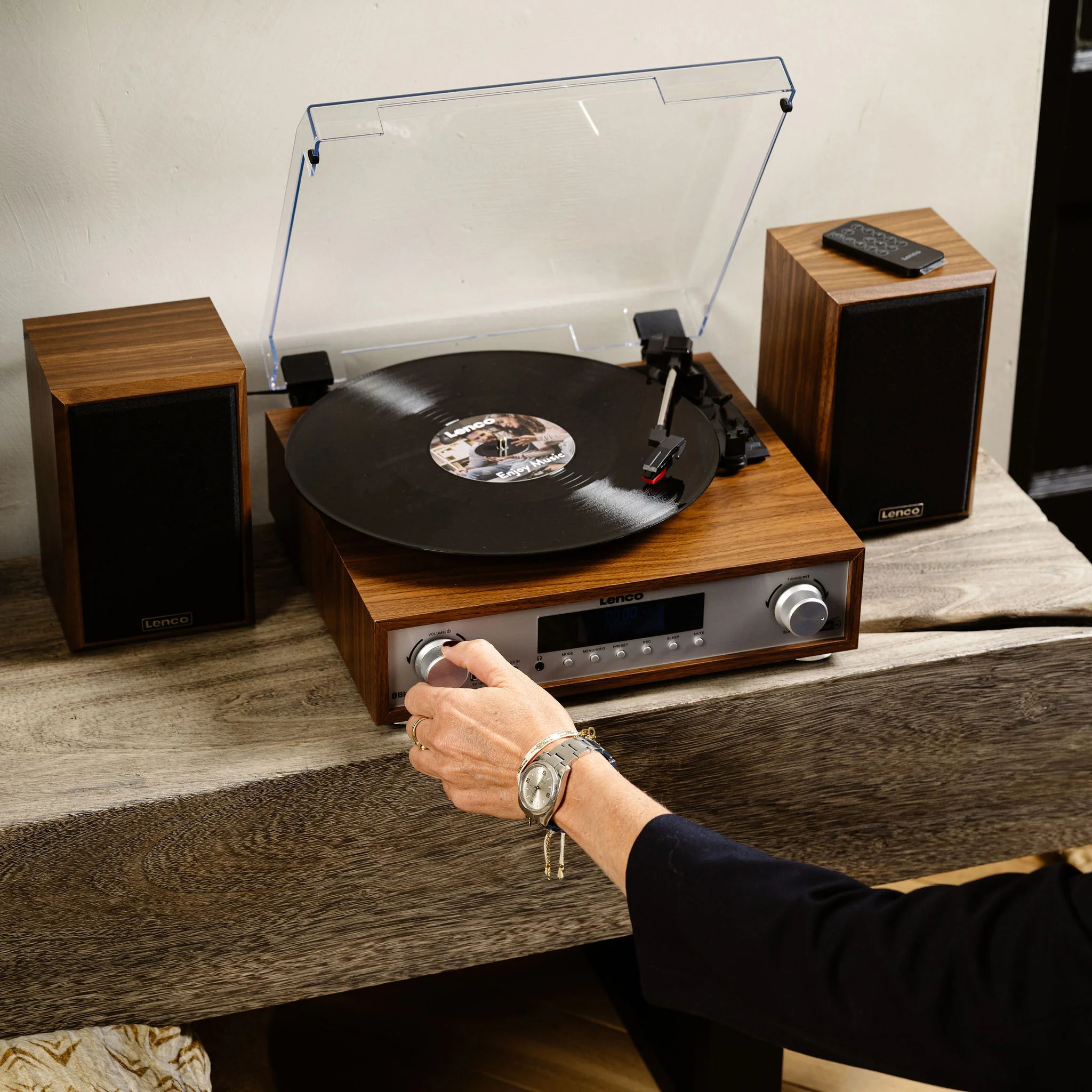 LENCO MC-160WD - HiFi Stereo set met platenspeler, DAB+/FM-radio en Bluetooth® - Hout - Image 15