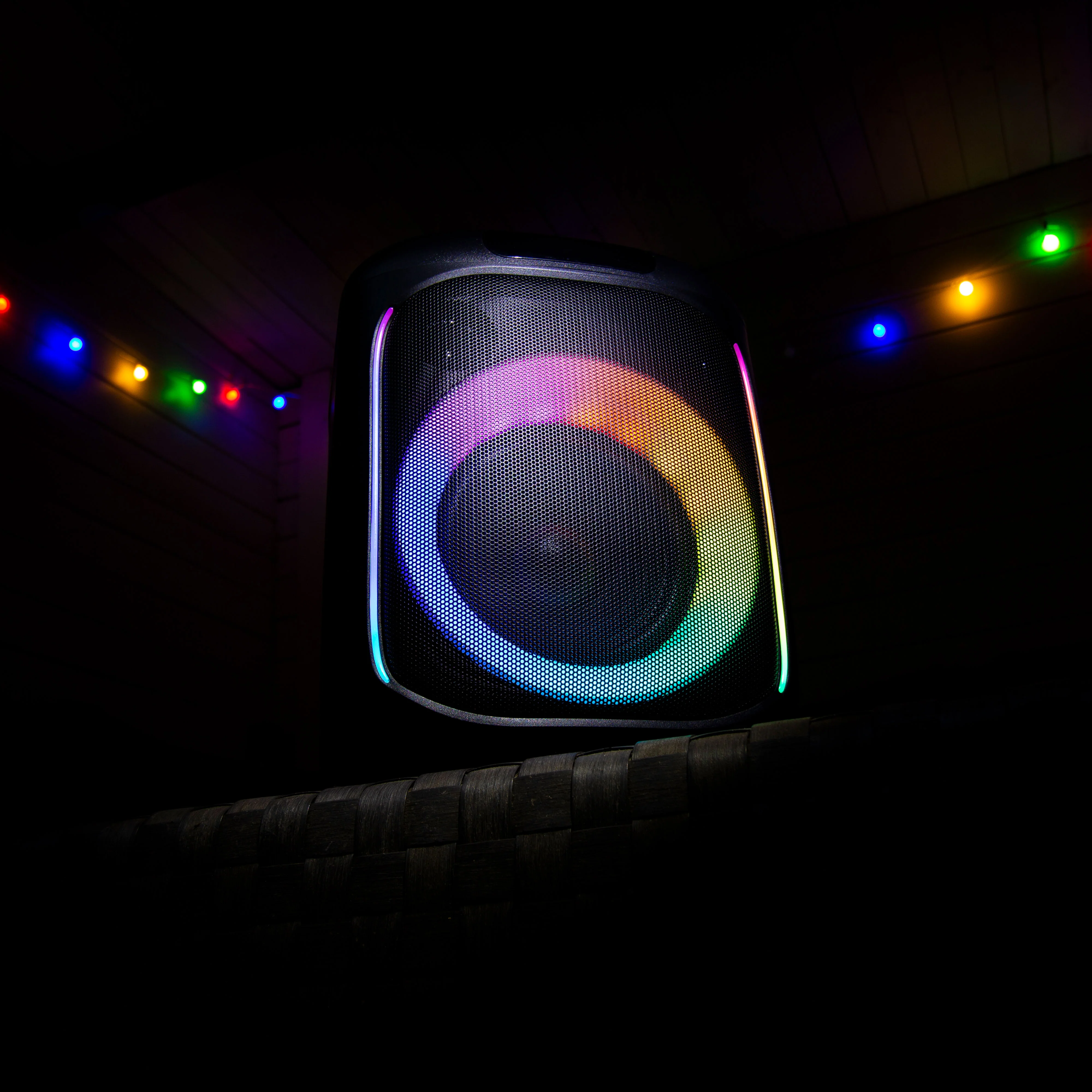 LENCO PA-101BK - Bluetooth® Party Speaker met LED-lichteffecten - 100W RMS, USB, 14 uur batterijduur - Zwart - Image 24
