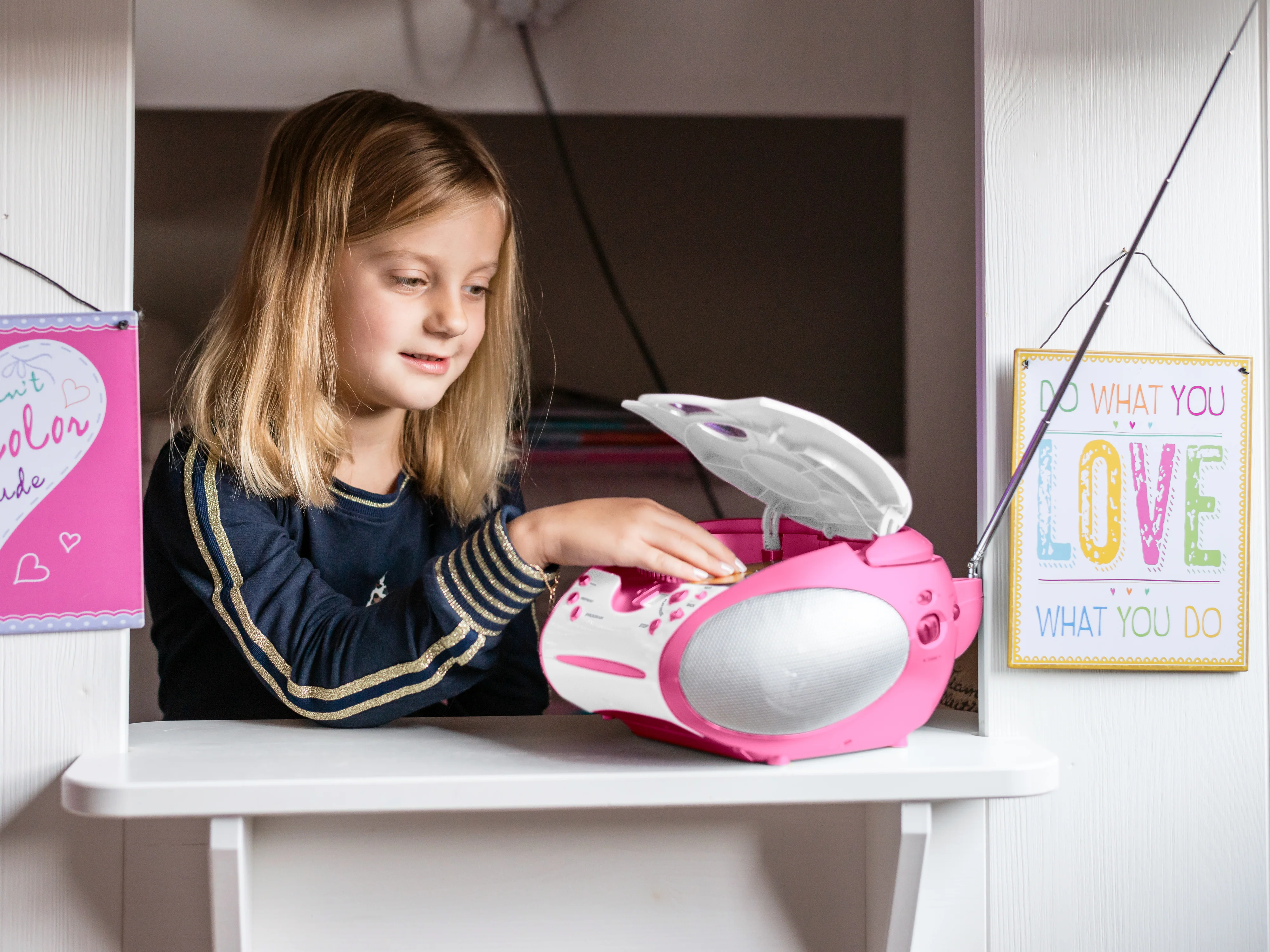 LENCO SCD-24PK kids - Draagbare stereo FM radio met CD-speler - Roze - Image 15