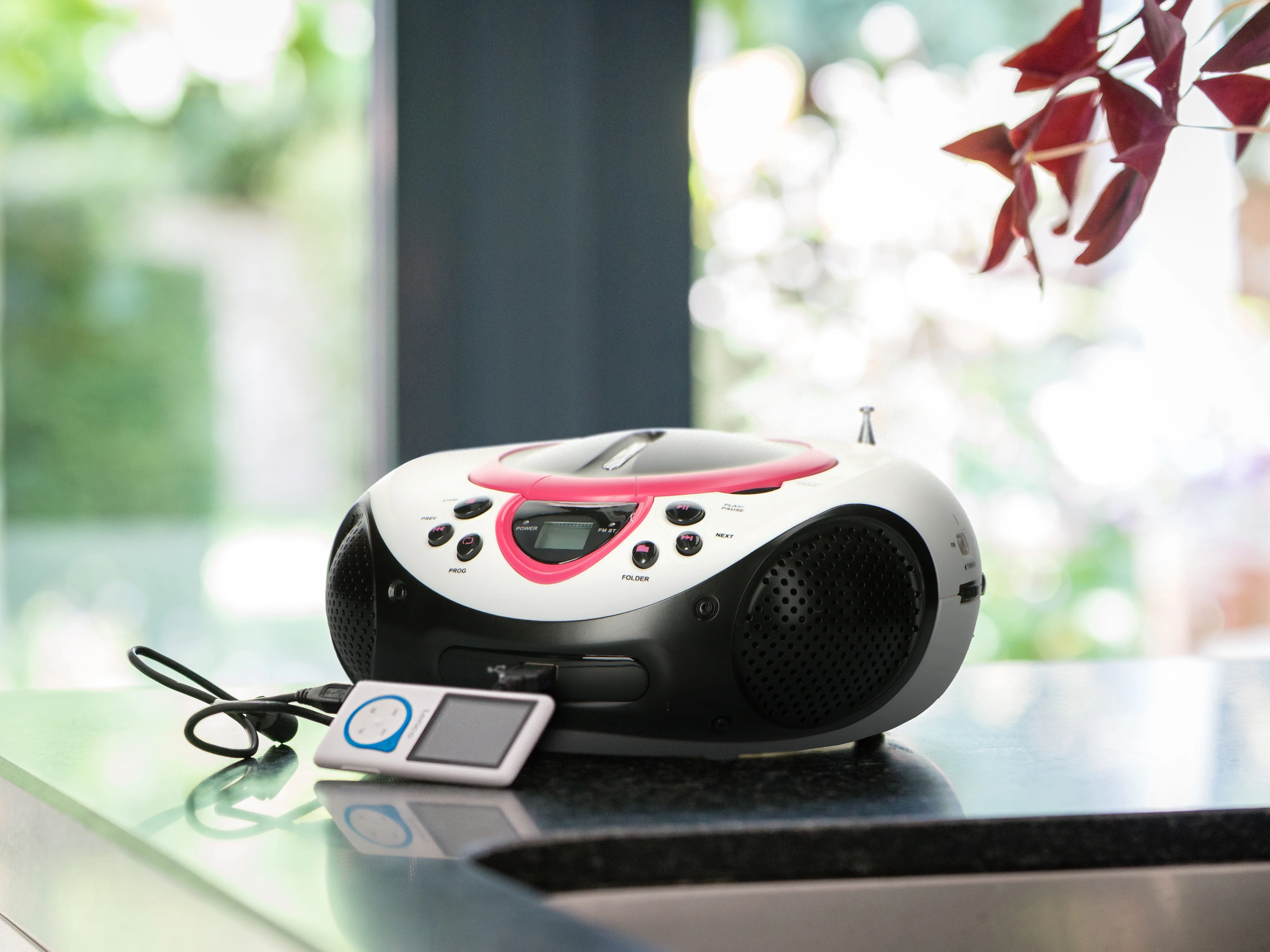 LENCO SCD-38 USB Pink - Draagbare FM Radio CD en USB speler - Roze - Image 14