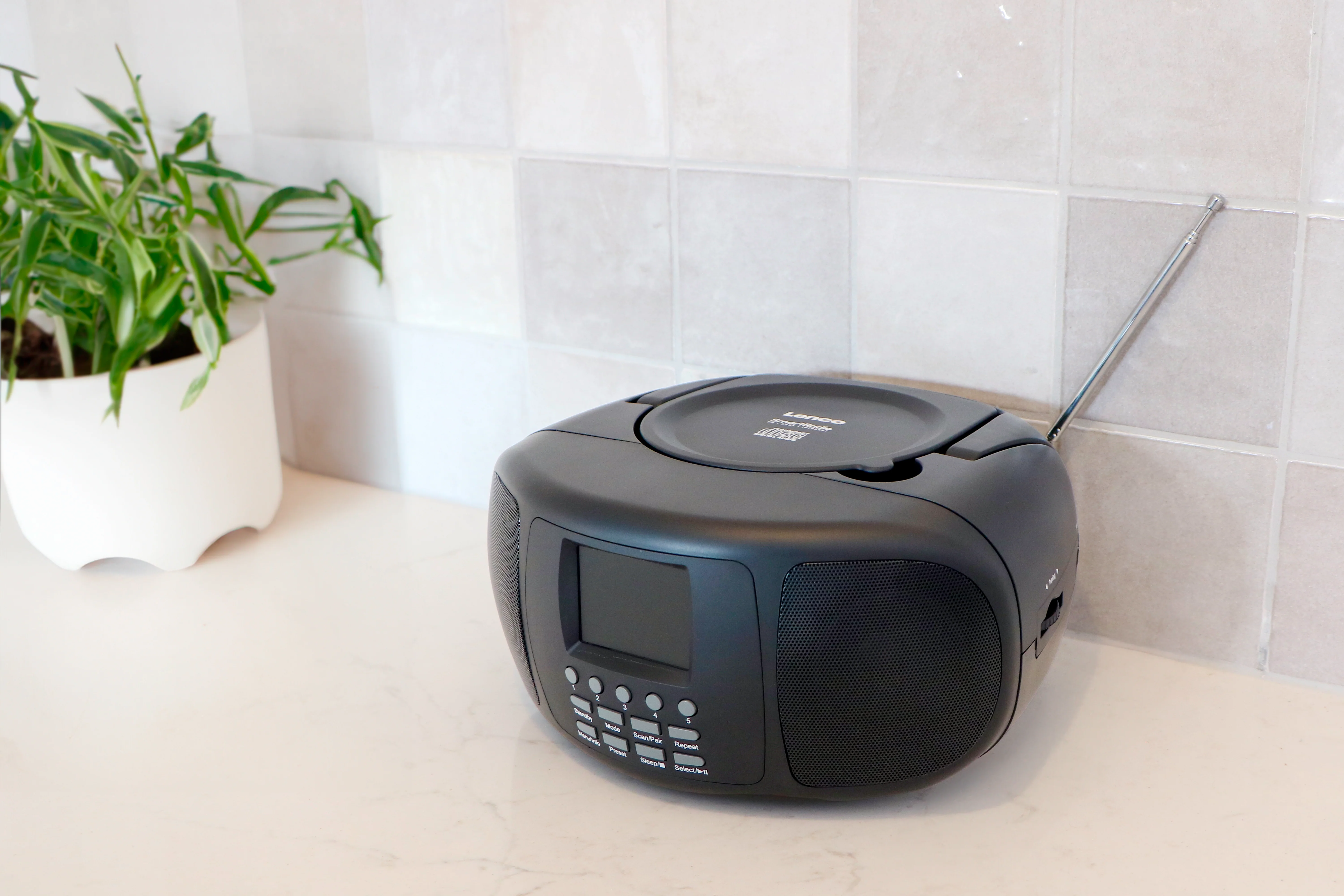 LENCO SCD-6000BK - Draagbare internet radio met DAB+/FM, Bluetooth®, CD-speler en groot LCD kleurendisplay - Zwart - Image 19